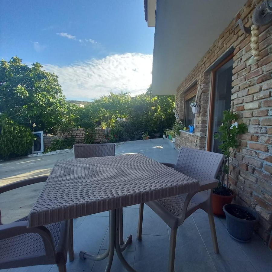 Vila Pasha Sarandë Exteriör bild