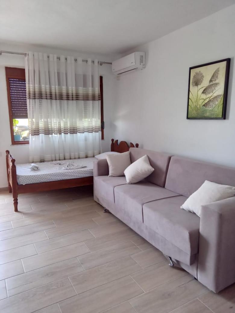 Vila Pasha Sarandë Rum bild